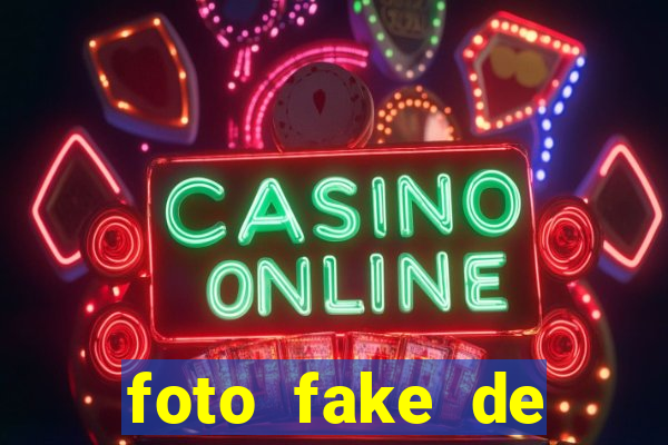 foto fake de menina cacheada